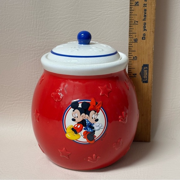 Disney Mickey & Minnie
Mouse: Ceramic Cookie Jar - Picture 6 of 6